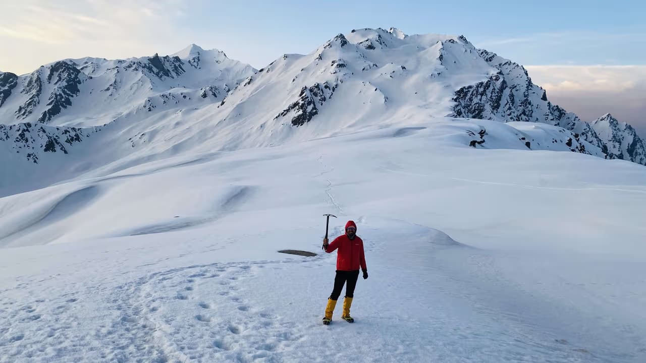 Sar Pass Trek